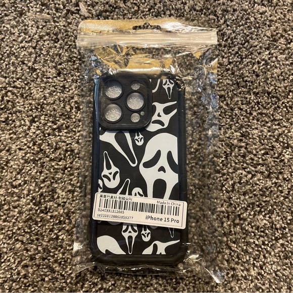 iPhone 15 Pro Soft Jelly Phone Case Scream Mask - Picture 1 of 6